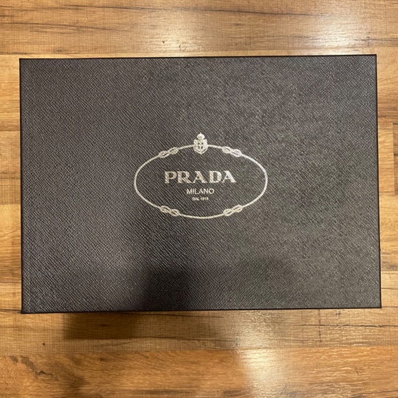 PRADA Men’s Logo Plaque Chunky Sole Loafers BLACK US SHOE SIZE 9.5
